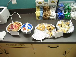 tn_SA551403.JPG (640x480
; 70444 bytes)